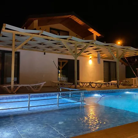 Kent بيت للعطل *